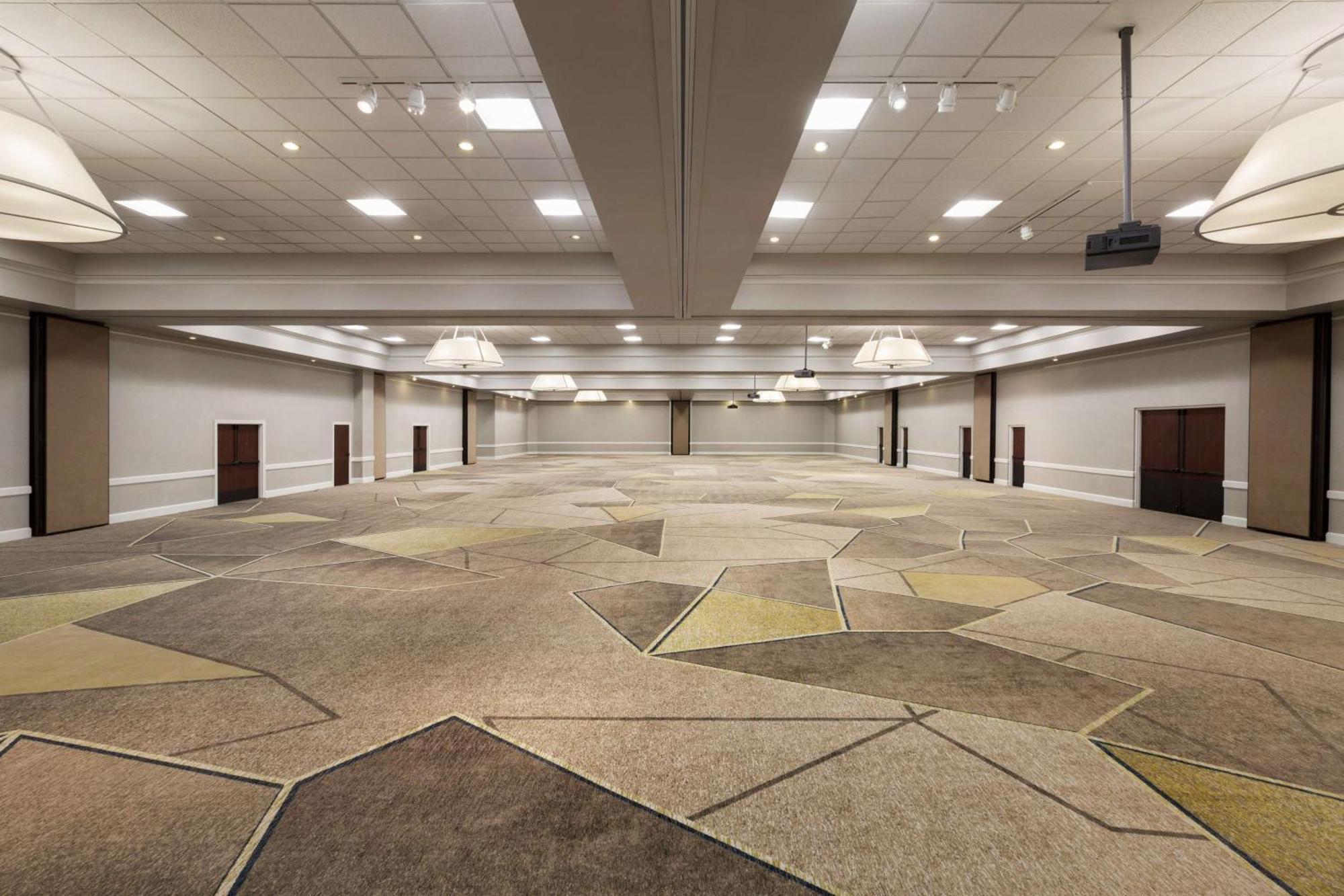 Hilton Fort Collins Bagian luar foto