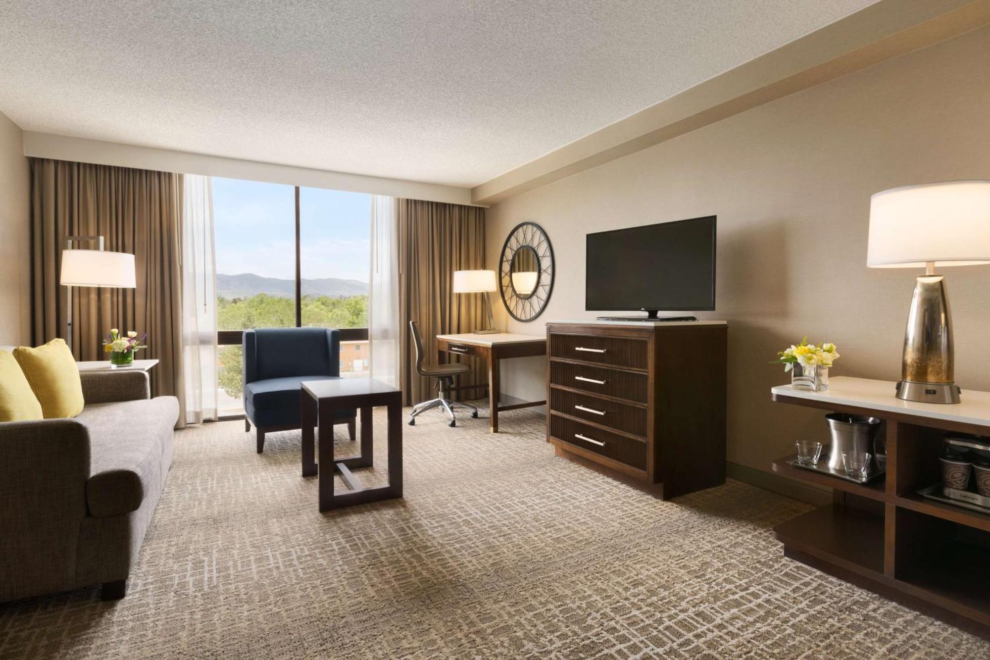 Hilton Fort Collins Bagian luar foto